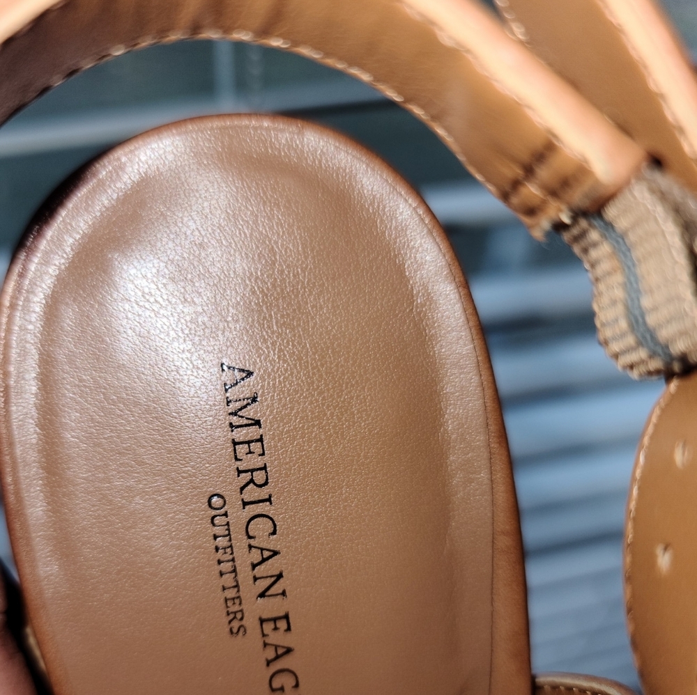 Women's American Eagle Leather Shoes - Picture 2 of 4